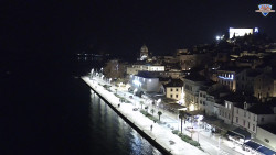 Nábřeží a město