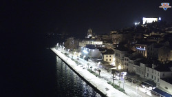 Nábřeží a město