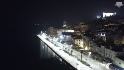 Nábřeží a město