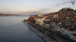 Nábřeží a město