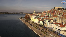 Nábřeží a město