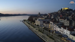 Nábřeží a město