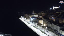 Nábřeží a město