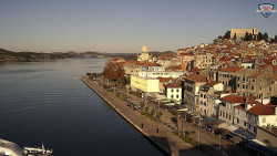 Nábřeží a město