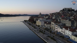 Nábřeží a město