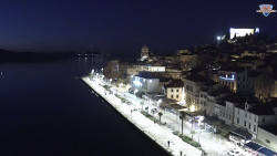 Nábřeží a město