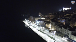 Nábřeží a město