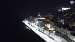 Nábřeží a město