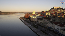 Nábřeží a město