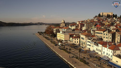 Nábřeží a město