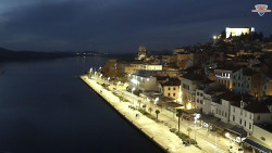 Nábřeží a město