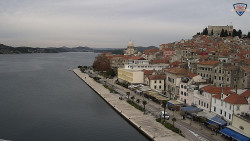 Nábřeží a město