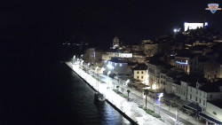 Nábřeží a město