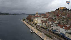 Nábřeží a město