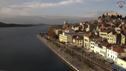 Nábřeží a město