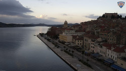 Nábřeží a město