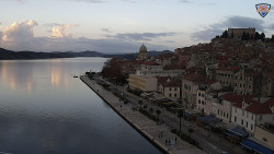 Nábřeží a město