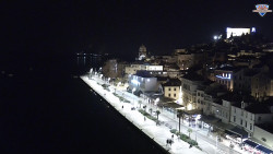 Nábřeží a město