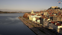 Nábřeží a město