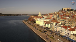 Nábřeží a město