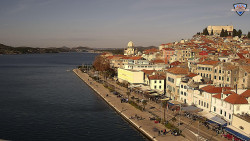 Nábřeží a město