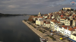 Nábřeží a město