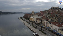 Nábřeží a město