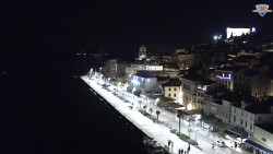 Nábřeží a město