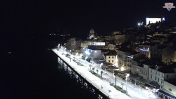 Nábřeží a město