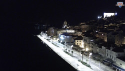 Nábřeží a město