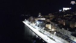 Nábřeží a město