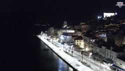 Nábřeží a město