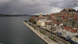 Nábřeží a město