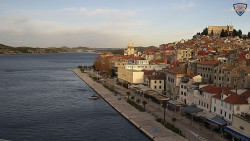 Nábřeží a město