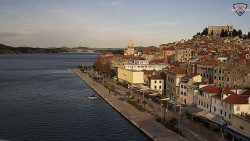 Nábřeží a město