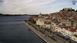 Nábřeží a město