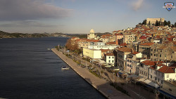 Nábřeží a město