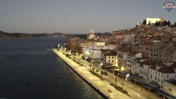 Nábřeží a město