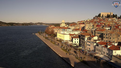 Nábřeží a město