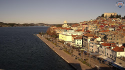 Nábřeží a město