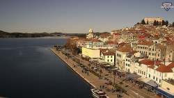 Nábřeží a město