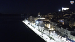 Nábřeží a město