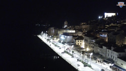 Nábřeží a město