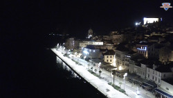 Nábřeží a město