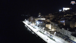 Nábřeží a město