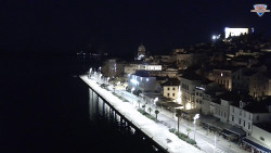 Nábřeží a město