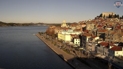 Nábřeží a město