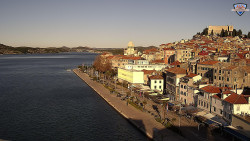 Nábřeží a město