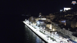 Nábřeží a město