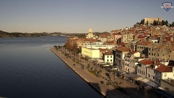 Nábřeží a město